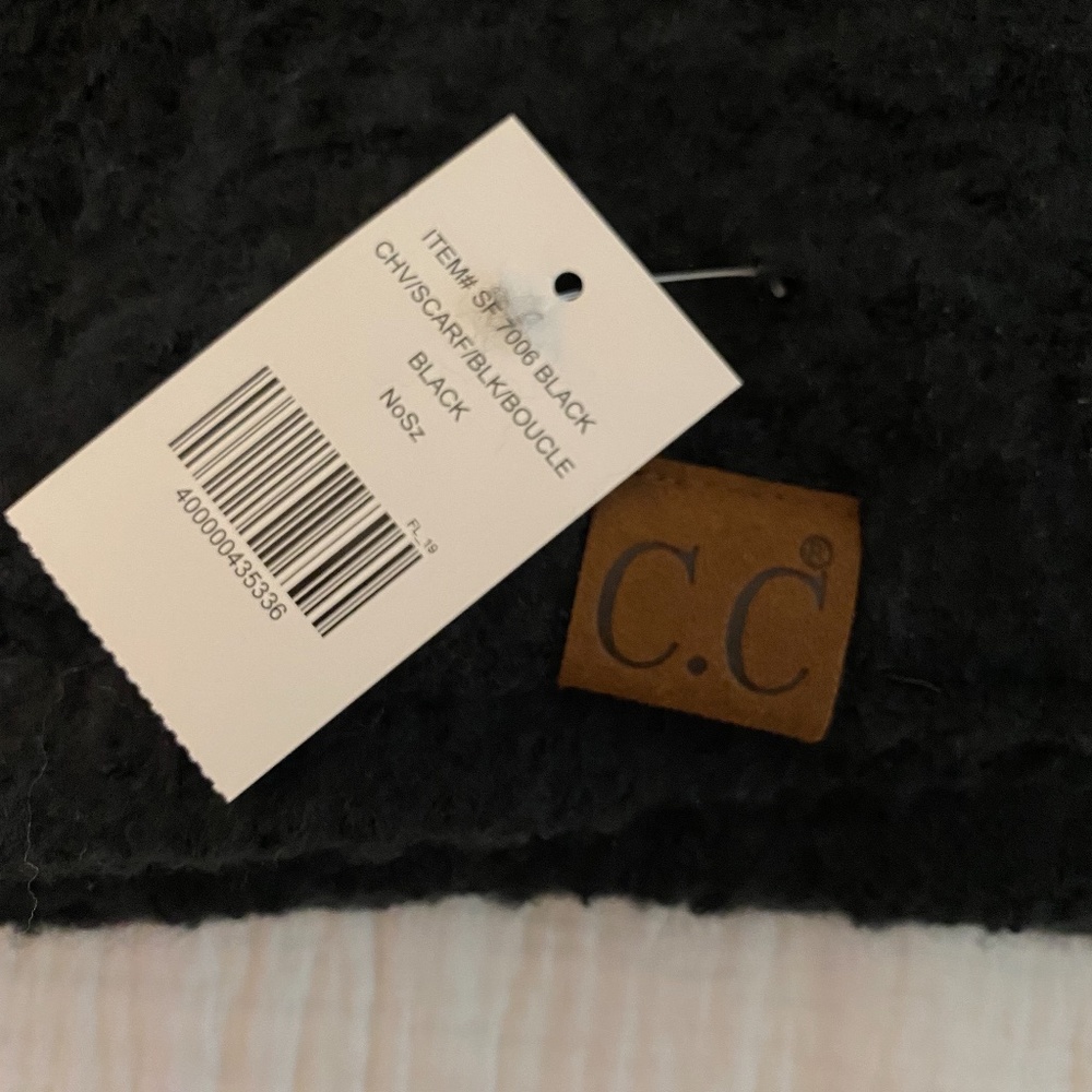 Scarf/Wrap - Picture 2 of 3